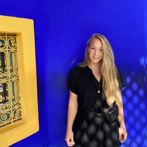 Meet your Posher, Marousel - Picture 1 of 1